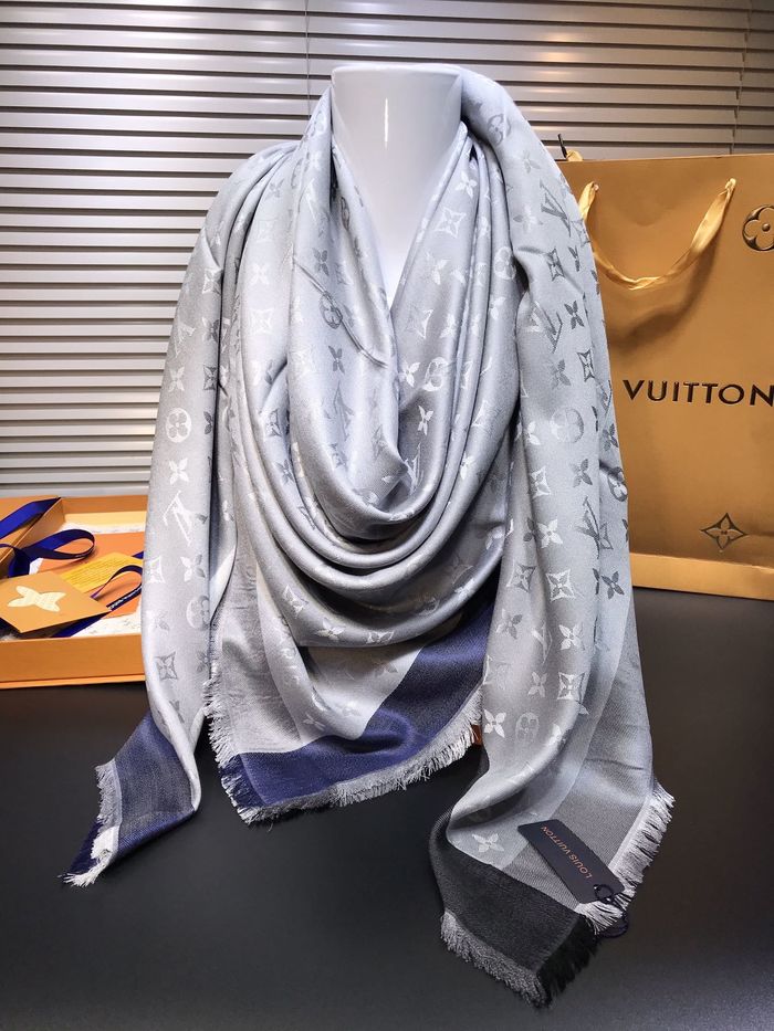 Louis Vuitton Scarf LVS00175